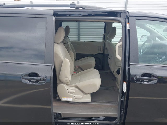 Toyota Sienna Le 8 Passenger 2015 5TDKK3DC7FS586677 Image 8