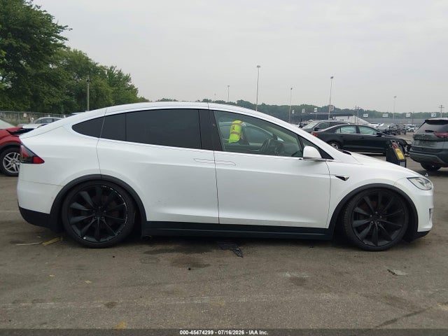 5YJXCBE20HF049952 Tesla Model X 100d/75d/90d