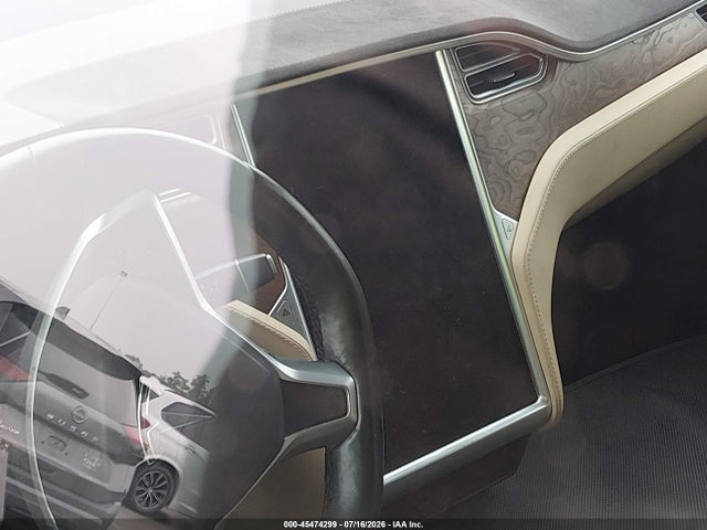 5YJXCBE20HF049952 Tesla Model X 100d/75d/90d