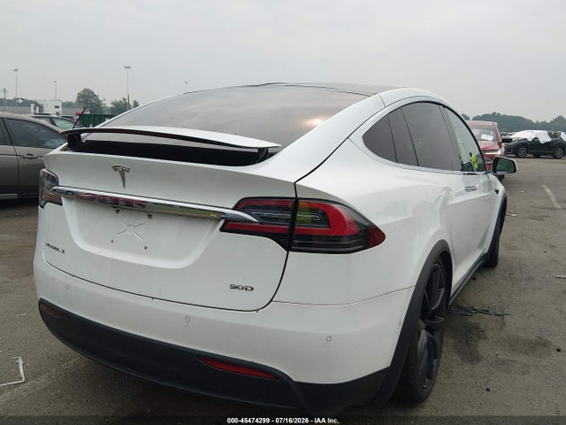 Tesla Model X 100d/75d/90d 2017 5YJXCBE20HF049952 Image 4