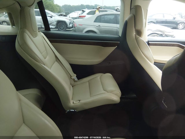 Tesla Model X 100d/75d/90d 2017 5YJXCBE20HF049952 Image 8