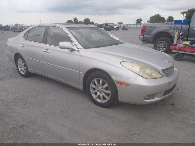 45474316 :رقم المزاد ، JTHBF30G020044300 vin ، 2002 Lexus Es 300 مزاد بيع