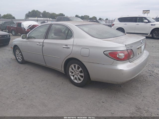 45474316 :رقم المزاد ، JTHBF30G020044300 vin ، 2002 Lexus Es 300 مزاد بيع