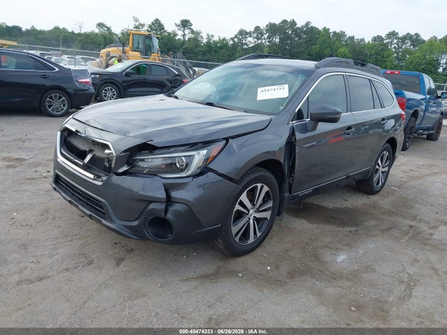 Subaru Outback 2.5i Limited 2018 4S4BSANC3J3392673 Image 2