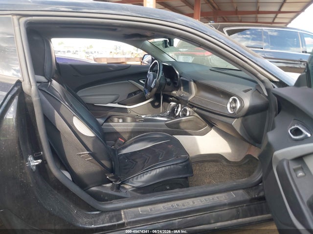 Chevrolet Camaro 1lt 2018 1G1FB1RSXJ0167734 Image 5