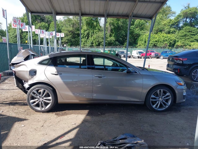 45474389 :رقم المزاد ، 1G1ZD5ST5NF130577 vin ، 2022 Chevrolet Malibu Fwd Lt مزاد بيع