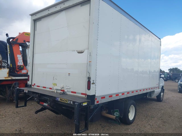 Ford E-350 Cutaway 2024 1FDWE3FN3RDD13674 Image 4