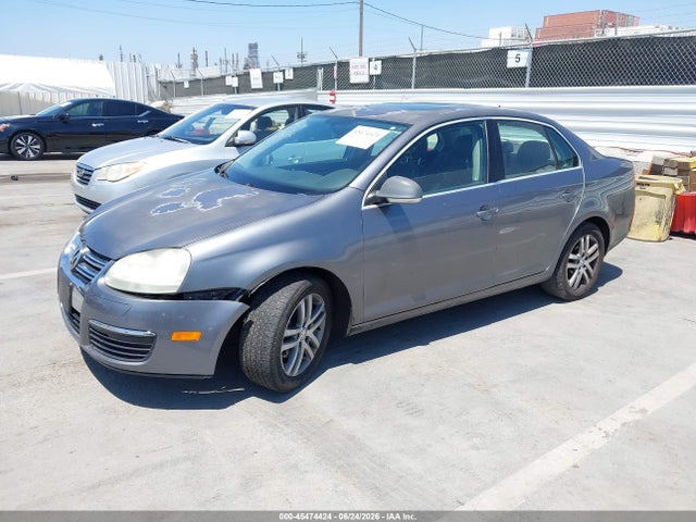 2006 Volkswagen Jetta 2.5 მანქანა იყიდება აუქციონზე, vin: 3VWSG71K06M656795, აუქციონის ნომერი: 45474424