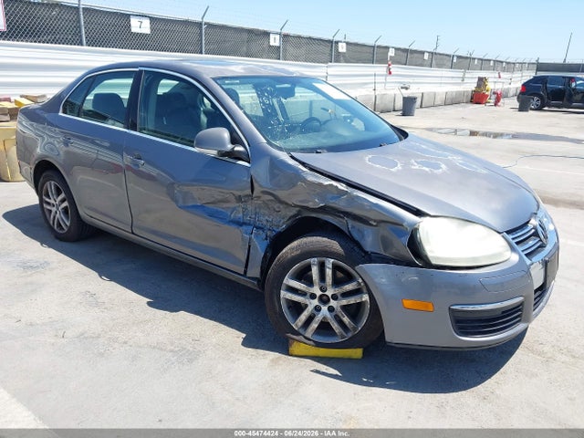 2006 Volkswagen Jetta 2.5 მანქანა იყიდება აუქციონზე, vin: 3VWSG71K06M656795, აუქციონის ნომერი: 45474424