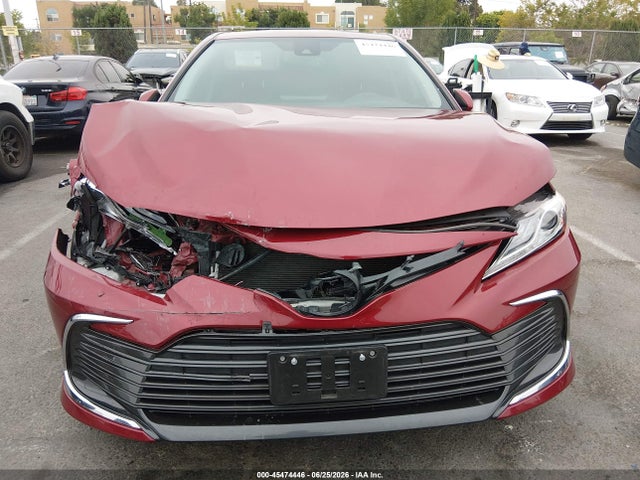 Toyota CAMRY XLE 2022 4T1F11AKXNU711259 Image 6