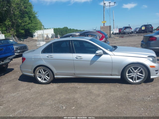Aukcja sprzedaży 2013 Mercedes-benz C 300 Sport 4matic, vin: WDDGF8AB7DR281264, numer aukcji: 45474452