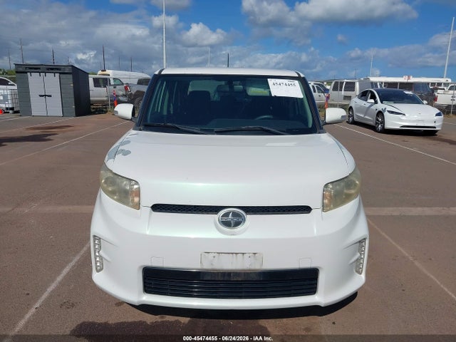 Scion Xb Release Series 2014 JTLZE4FE3EJ057902 Image 12