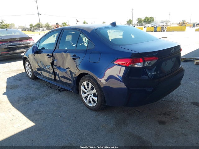 Toyota COROLLA LE 2021 5YFEPMAE2MP205432 Image 3