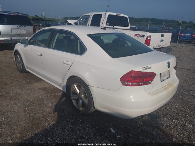 Продажа на аукционе авто 2013 Volkswagen Passat 2.5l Se, vin: 1VWBP7A36DC097325, номер лота: 45474484