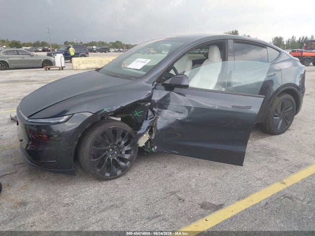 2026 Tesla Model Y All-wheel Drive/long Range Launch Series/premium All-wheel Drive მანქანა იყიდება აუქციონზე, vin: 7SAYGDEE7TA635085, აუქციონის ნომერი: 45474508