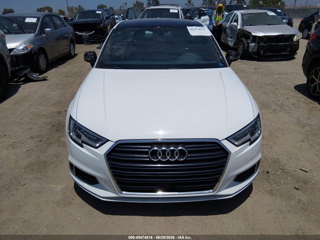 WAUAUGFF2H1055422 Audi A3 PREMIUM