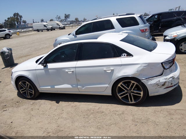 WAUAUGFF2H1055422 Audi A3 PREMIUM