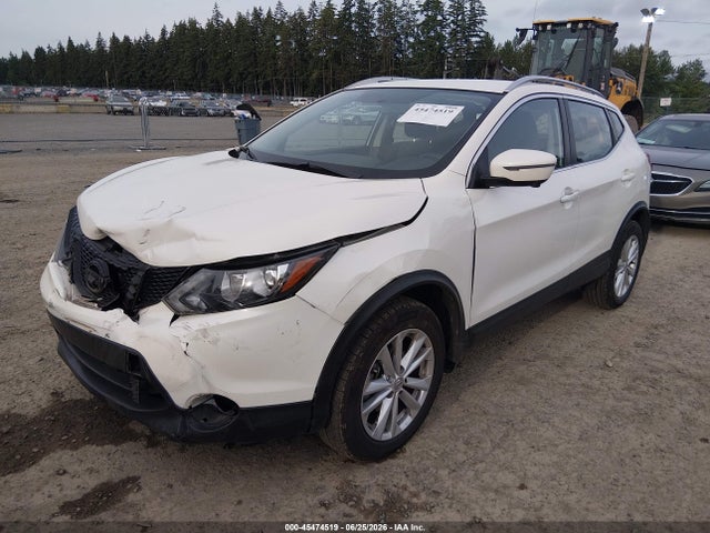 JN1BJ1CR6HW106163 Nissan Rogue Sport Sv