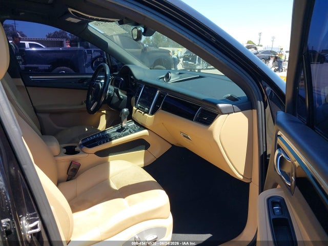 Porsche Macan Sport Edition 2018 WP1AA2A50JLB18359 Image 5
