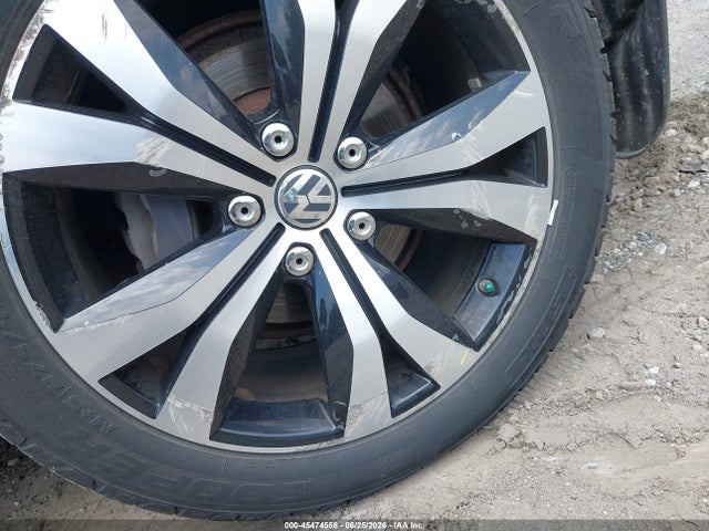 Aukcja sprzedaży 2017 Volkswagen Touareg V6 Wolfsburg Edition, vin: WVGRF7BPXHD000869, numer aukcji: 45474558