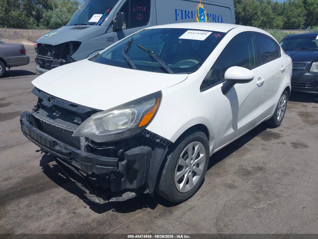KIA RIO LX 2015 KNADM4A32F6458079 Image 2