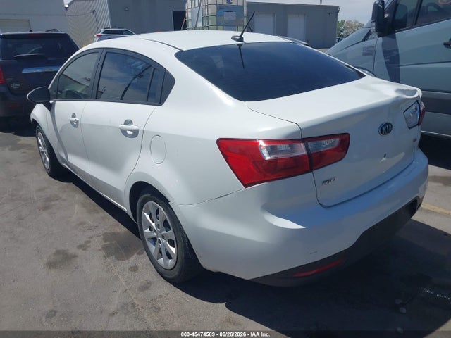 KIA RIO LX 2015 KNADM4A32F6458079 Image 3