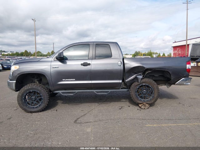 5TFUY5F15HX589203 Toyota Tundra Sr5 5.7l V8
