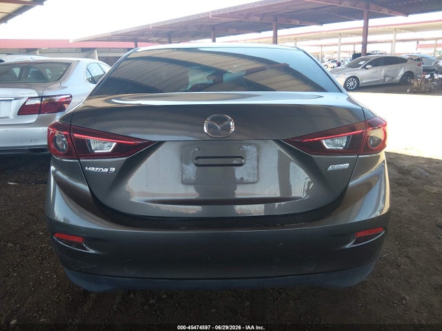 3MZBM1U74FM202093 Mazda Mazda3 I Sport