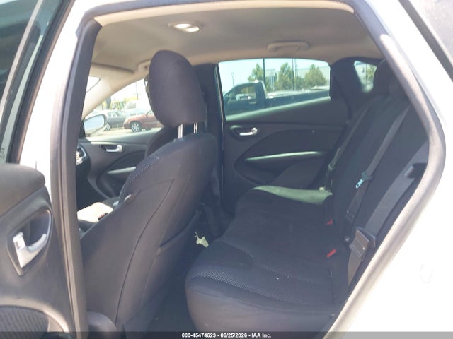 1C3CDFAA7FD311393 Dodge DART SE