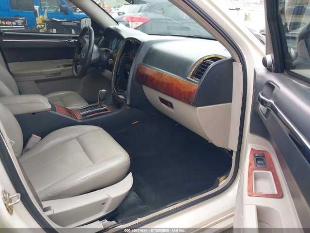 Auction sale of the 2005 Chrysler 300 Touring, vin: 2C3JA53G65H500890, lot number: 45474641