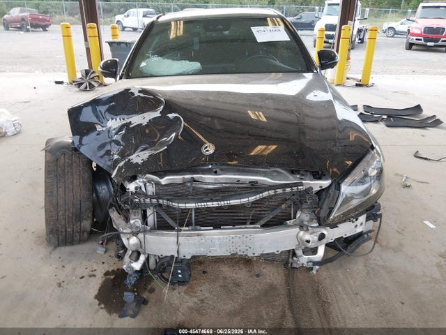 55SWF6EB3KU300270 Mercedes-Benz Amg C 43 4matic