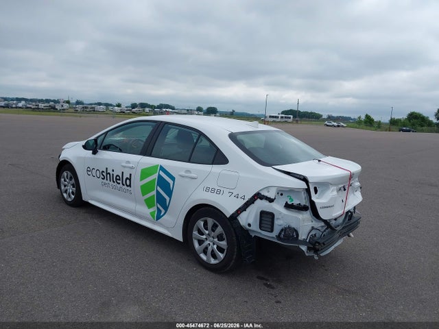 Toyota COROLLA LE 2026 5YFB4MDE8TP410291 Image 3