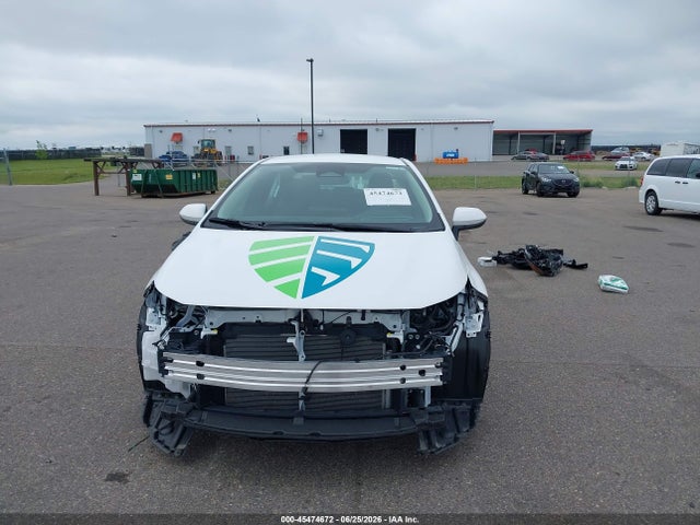 Toyota COROLLA LE 2026 5YFB4MDE8TP410291 Image 6