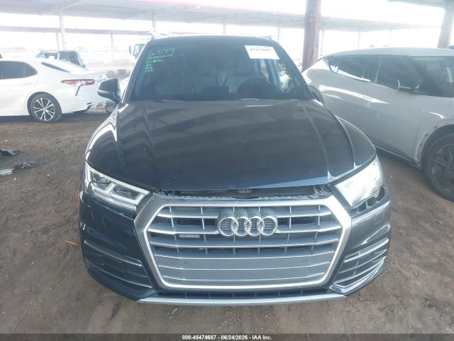 WA1BNAFY9J2174677 Audi Q5 2.0t Premium/2.0t Tech Premium