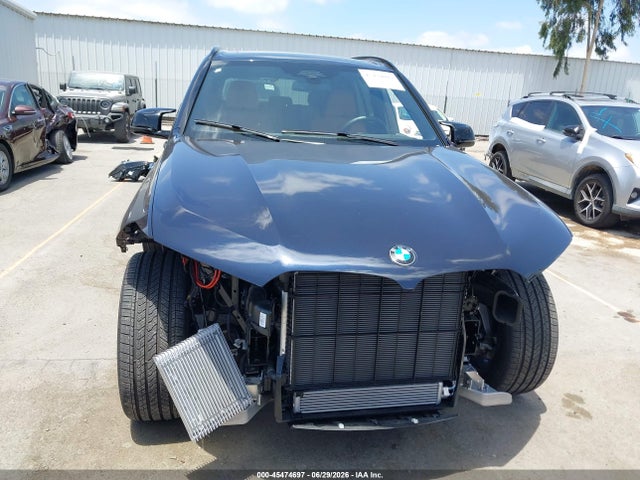 BMW X5 M60i 2026 5UX33EU01T9044731 Image 13
