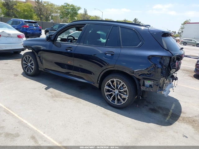BMW X5 M60i 2026 5UX33EU01T9044731 Image 3