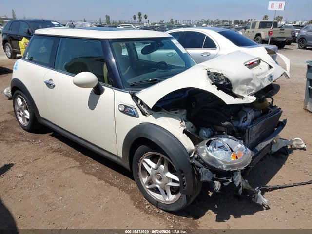 Продажа на аукционе авто 2010 Mini Cooper S, vin: WMWMF7C54ATW88422, номер лота: 45474699