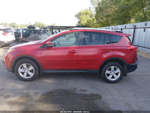 JTMRFREV9ED083801 Toyota Rav4 Xle