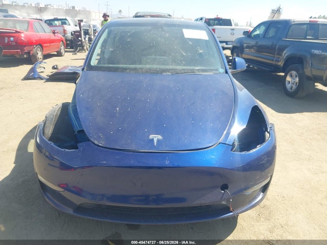 2020 Tesla Model Y Long Range Dual Motor All-wheel Drive მანქანა იყიდება აუქციონზე, vin: 5YJYGDEE1LF057906, აუქციონის ნომერი: 45474727