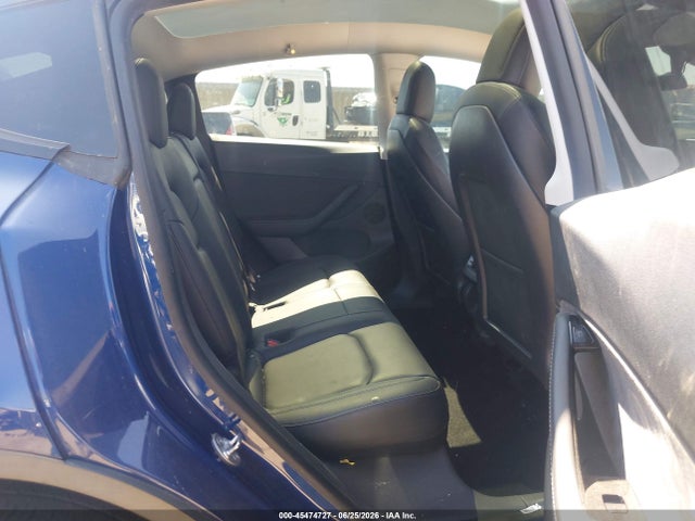 2020 Tesla Model Y Long Range Dual Motor All-wheel Drive მანქანა იყიდება აუქციონზე, vin: 5YJYGDEE1LF057906, აუქციონის ნომერი: 45474727