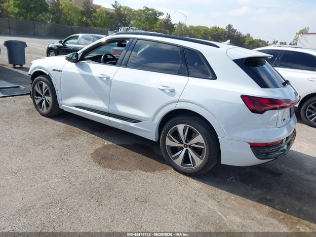 Продаж на аукціоні авто 2024 Audi Q8 E-tron Premium Plus Quattro, vin: WA15AAGE7RB035382, номер лоту: 45474728