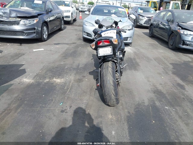 Suzuki GSX-R750 2019 JS1GR7MA3K7100744 Image 6