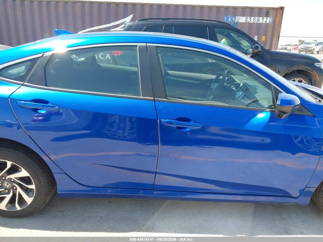 Honda CIVIC EX 2018 2HGFC2F77JH603981 Image 13