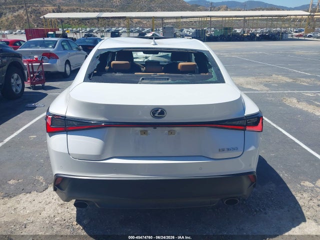 JTHDA1D27N5120936 Lexus IS 300