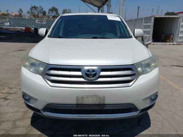 2013 Toyota Highlander Se V6 მანქანა იყიდება აუქციონზე, vin: 5TDZK3EH9DS108346, აუქციონის ნომერი: 45474775