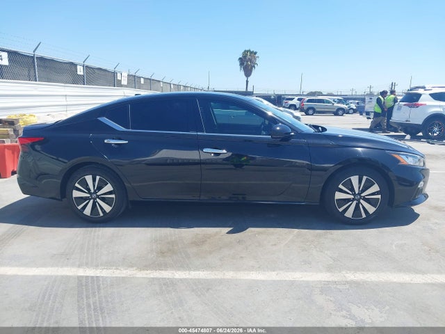 1N4BL4EV3KC195403 Nissan Altima 2.5 Sl