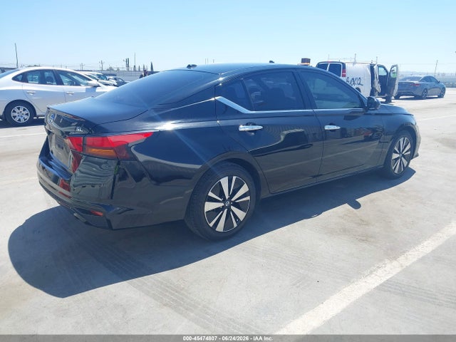 1N4BL4EV3KC195403 Nissan Altima 2.5 Sl