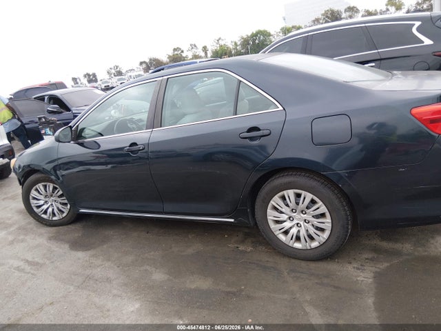 4T4BF1FK5ER399267 Toyota CAMRY LE