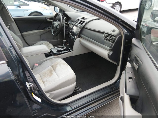 2014 Toyota Camry Le მანქანა იყიდება აუქციონზე, vin: 4T4BF1FK5ER399267, აუქციონის ნომერი: 45474812