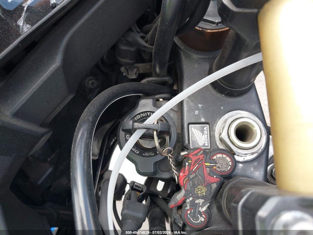 JH2SD1020LK000018 Honda Crf1100 A4
